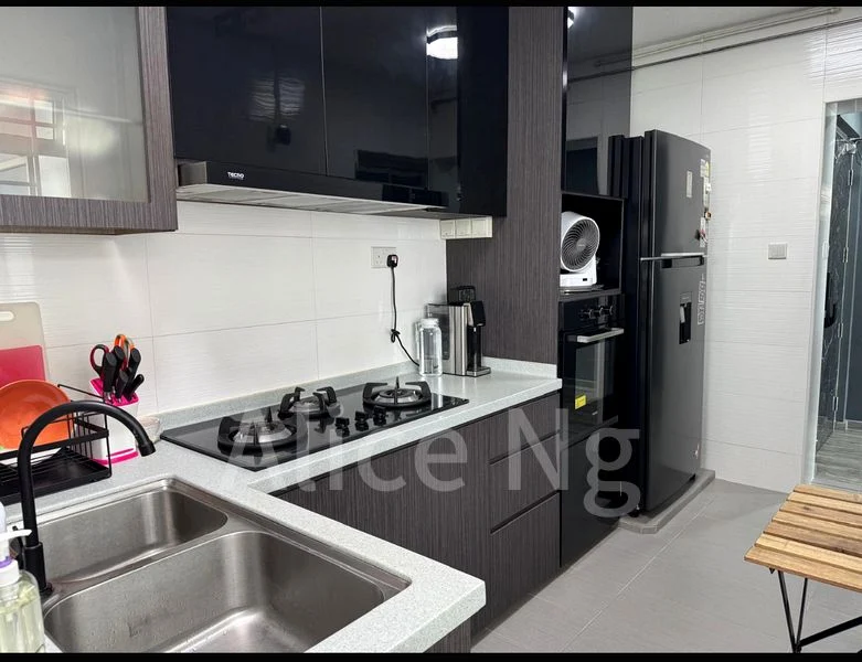 Premium HDB for Sale in  171A Edgedale Plains - Image 3