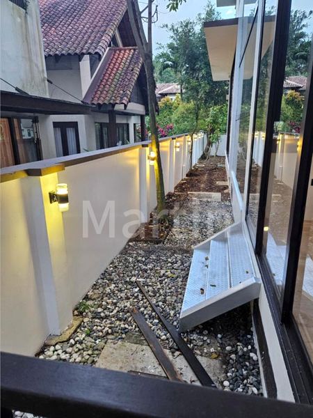 5 Bed Bungalow (Landed) for Sale in  Merryn Road - Image 6