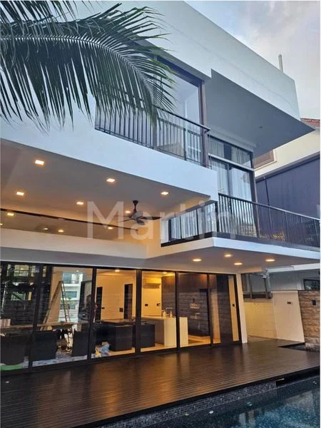 5 Bed Bungalow (Landed) for Sale in  Merryn Road - Image 1