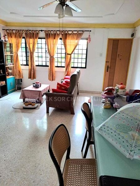 Common Room (HDB) for Rent in  234 Tampines Street 21 - Image 4