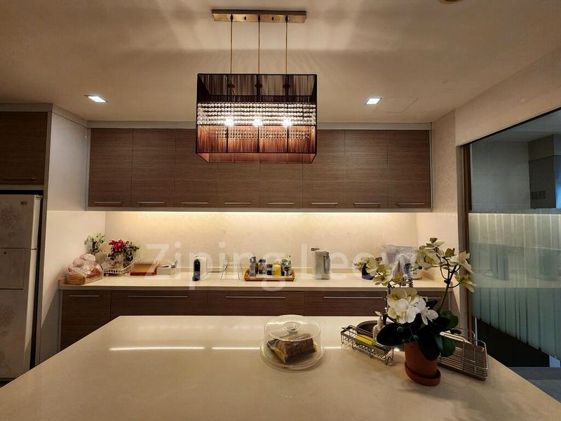 6 Bed Semi-Detached House (Landed) for Sale in Springleaf Garden Estate - Image 8