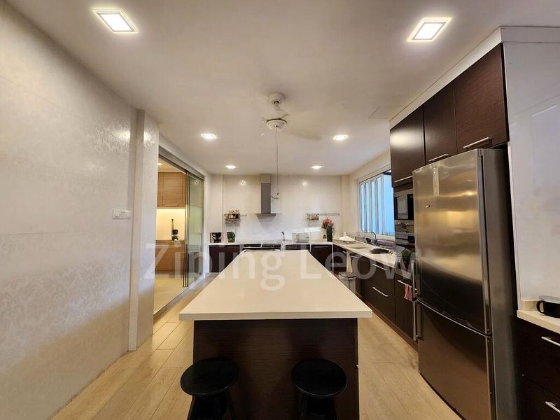 6 Bed Semi-Detached House (Landed) for Sale in Springleaf Garden Estate - Image 7