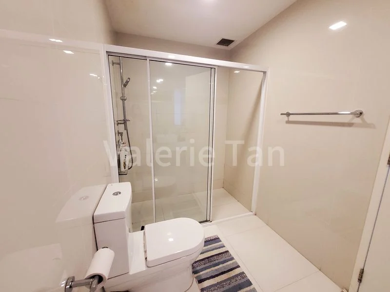 4 Bed Condo for Rent in  The Interlace - Image 7