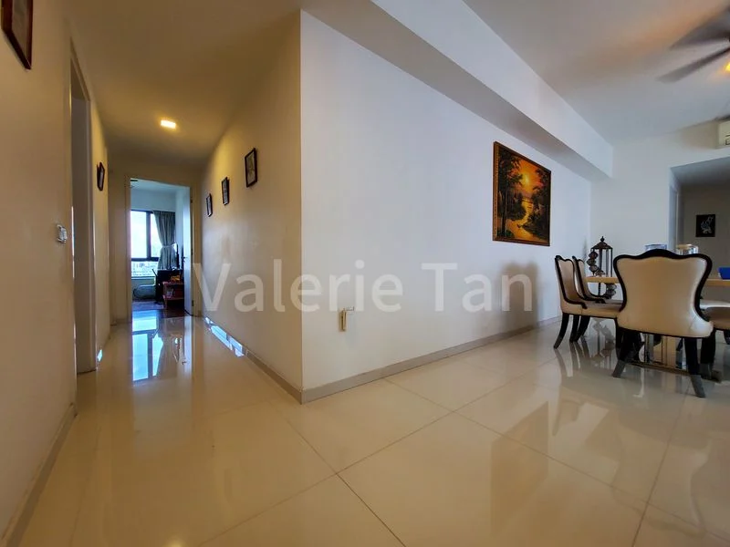 4 Bed Condo for Rent in  The Interlace - Image 14
