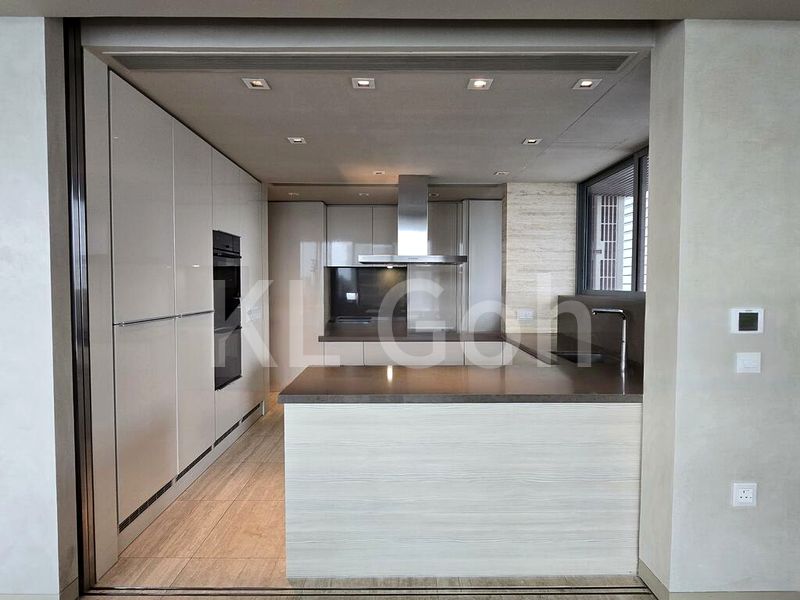 4 Bed Condo for Rent in  Ardmore Residence - Image 16