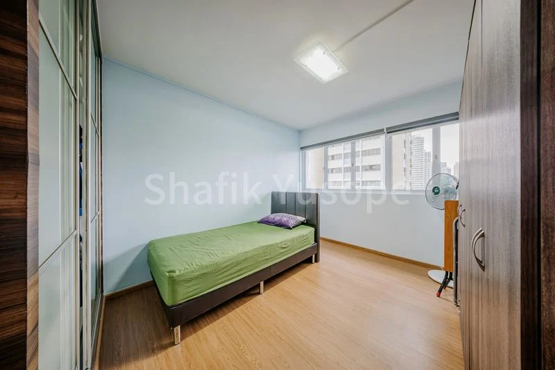 5 Room (5I) HDB for Sale in  101 Ah Hood Road - Image 10