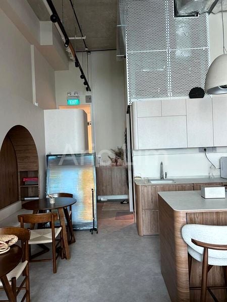 Office for Sale: ARC 380 - Image 2