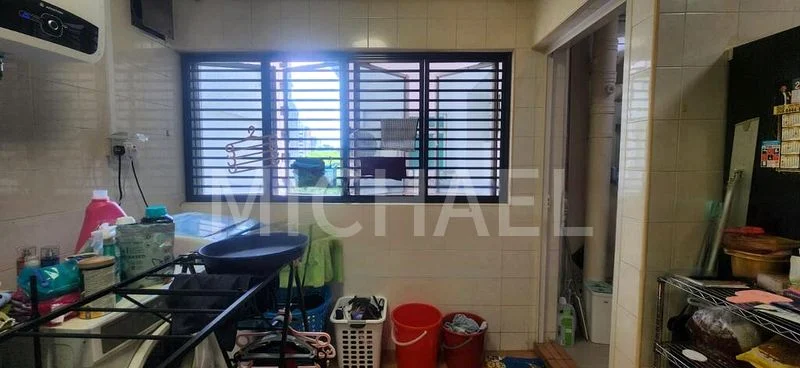 5 Room (5I) HDB for Sale in  232 Compassvale Walk - Image 3