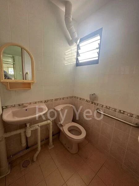 3 Room (3A) HDB for Rent in  523 Ang Mo Kio Avenue 5 - Image 4