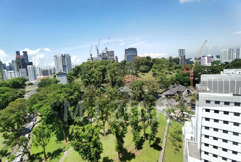 Office for Sale: Manhattan House - Image 2