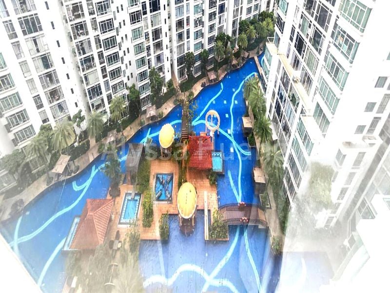 Common Room (Condo) for Rent in  The Lakeshore - Image 10