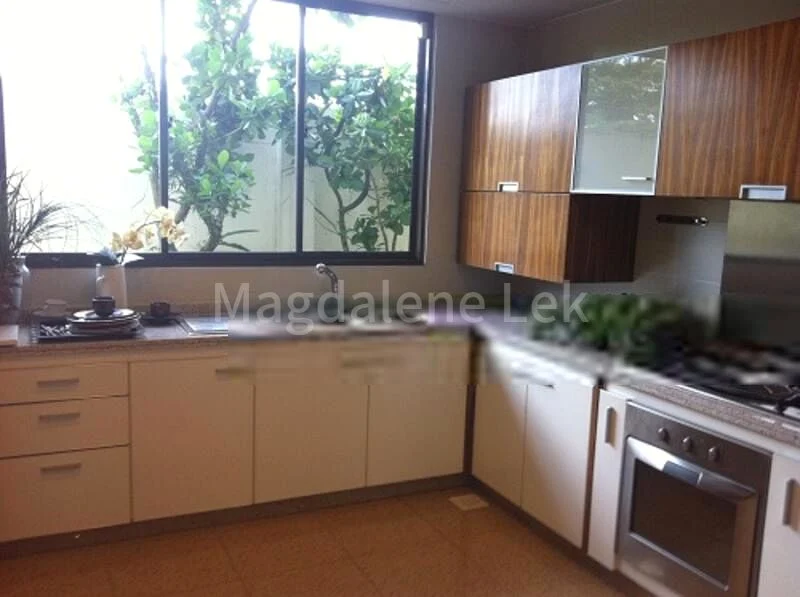 5 Bed Semi-Detached House (Landed) for Rent in  Bukit Villas - Image 7