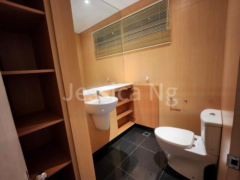 3 Bed Condo for Rent in  The Colonnade - Image 13