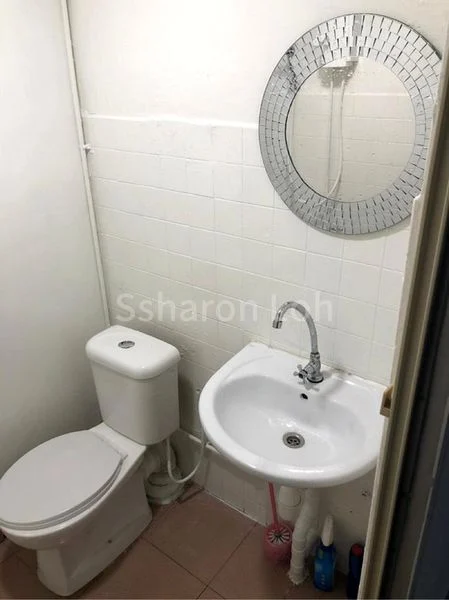 Common Room (Condo) for Rent in  People's Park Complex - Image 4