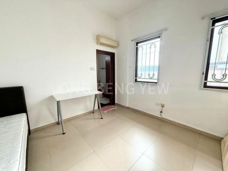7 Bed Semi-Detached House (Landed) for Sale in  Seletar Hills Estate - Image 7