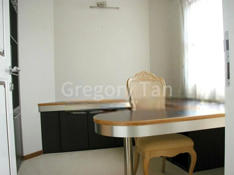 7 Bed Bungalow (Landed) for Rent in  Watten Estate - Image 14