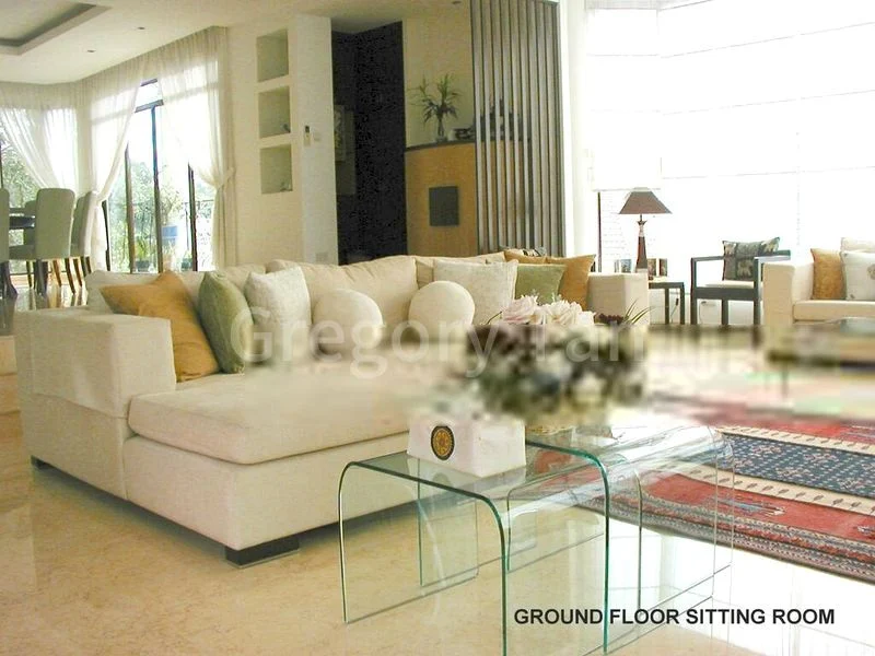 7 Bed Bungalow (Landed) for Rent in  Watten Estate - Image 1