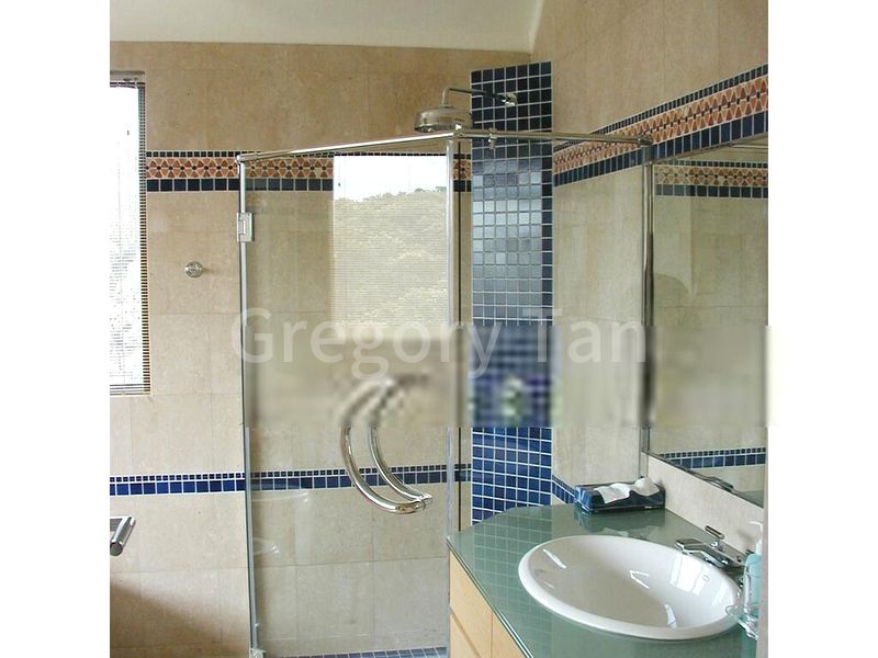 7 Bed Bungalow (Landed) for Rent in  Watten Estate - Image 15