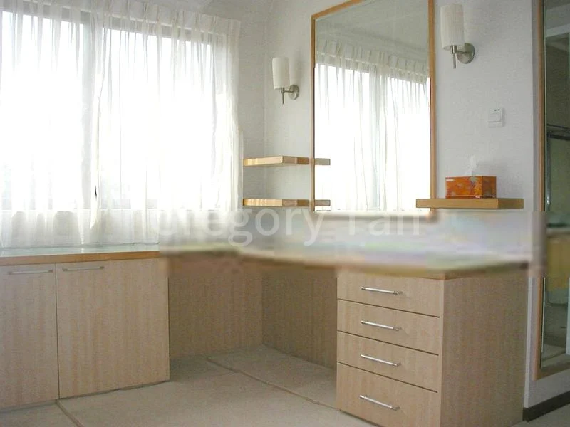 7 Bed Bungalow (Landed) for Rent in  Watten Estate - Image 12