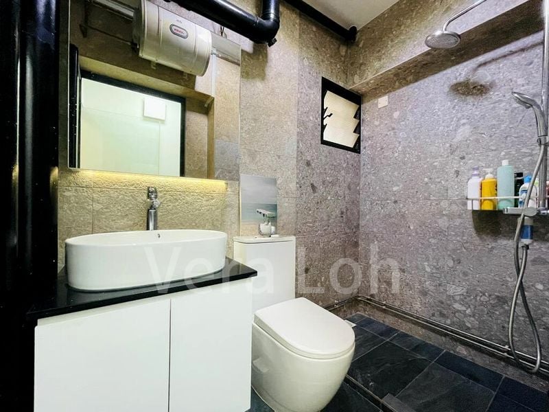 Executive HDB for Sale in  298C Compassvale Street - Image 10