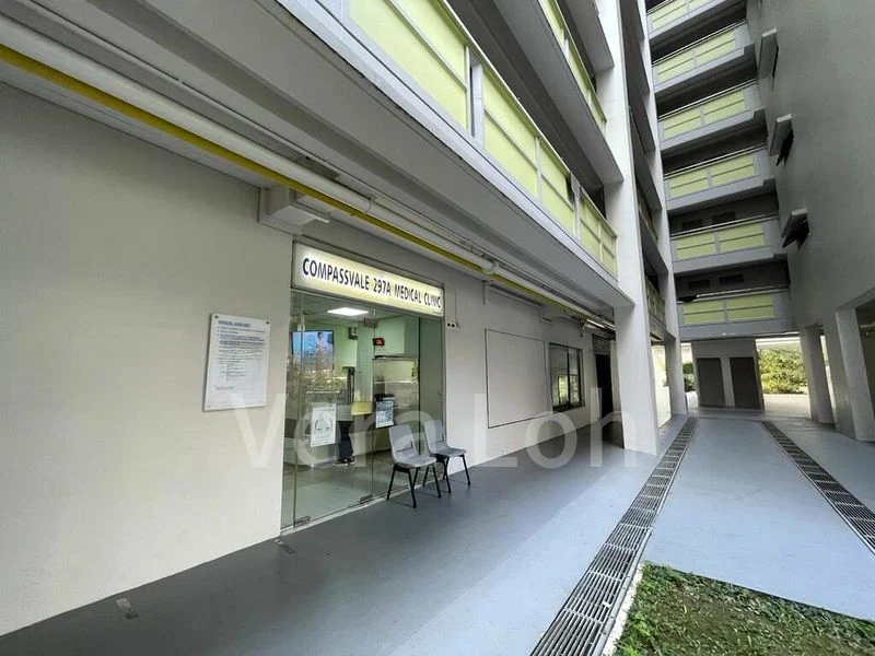 Executive HDB for Sale in  298C Compassvale Street - Image 17