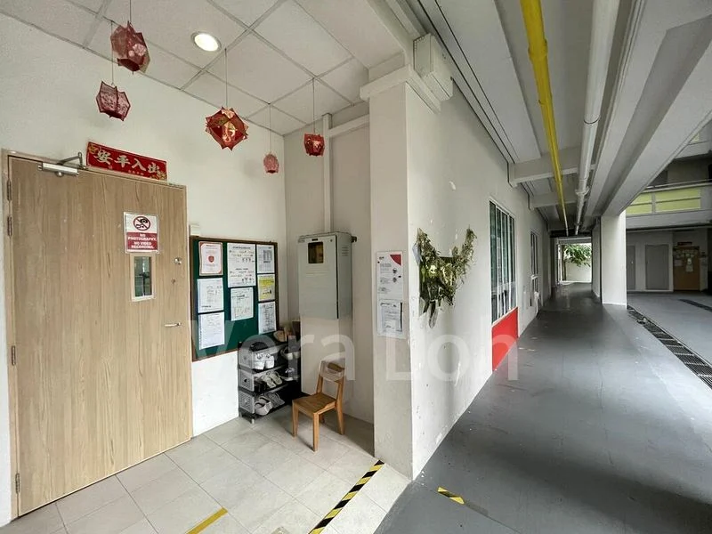 Executive HDB for Sale in  298C Compassvale Street - Image 16