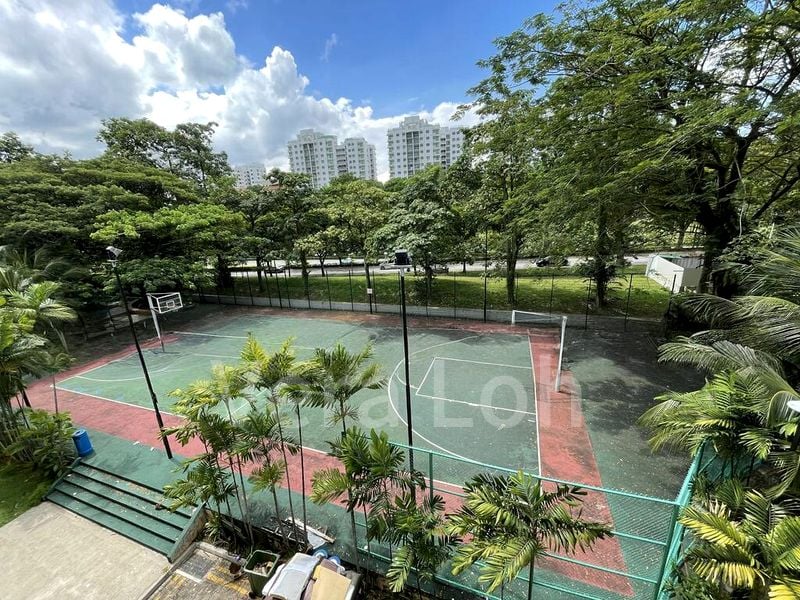 Executive HDB for Sale in  298C Compassvale Street - Image 18
