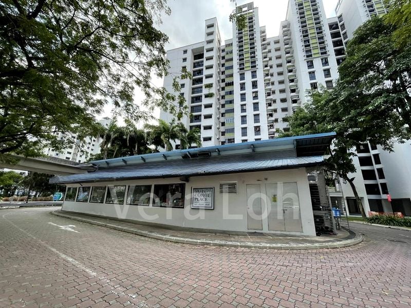 Executive HDB for Sale in  298C Compassvale Street - Image 15