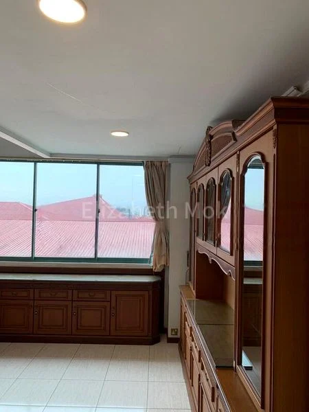 Common Room (Condo) for Rent in  Highland Centre - Image 1