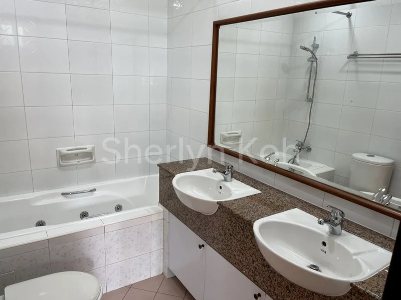 4 Bed Terraced House (Landed) for Rent in  Barker Road - Image 9