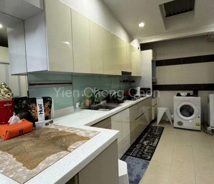 Master Room (Landed) for Rent in  Joo Seng Warehouse - Image 4