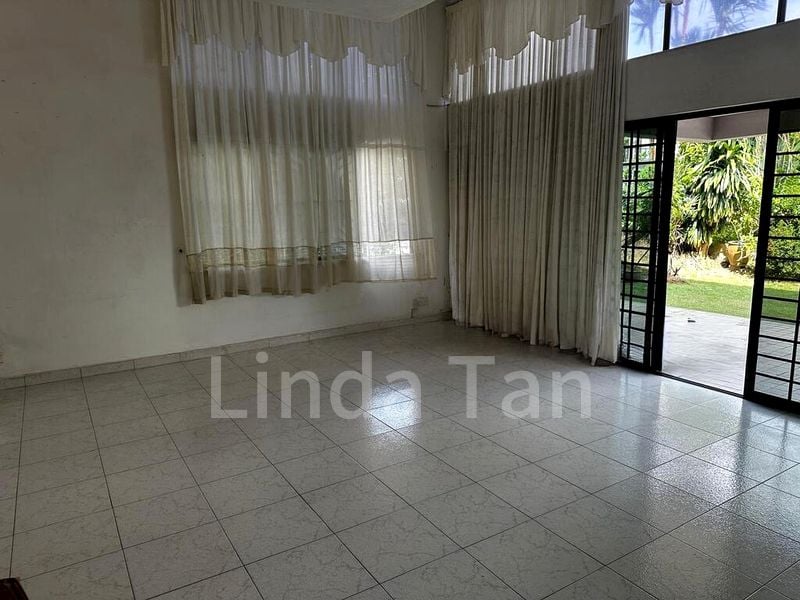 4+1 Bed Semi-Detached House (Landed) for Sale in  Jalan Anak Bukit - Image 4