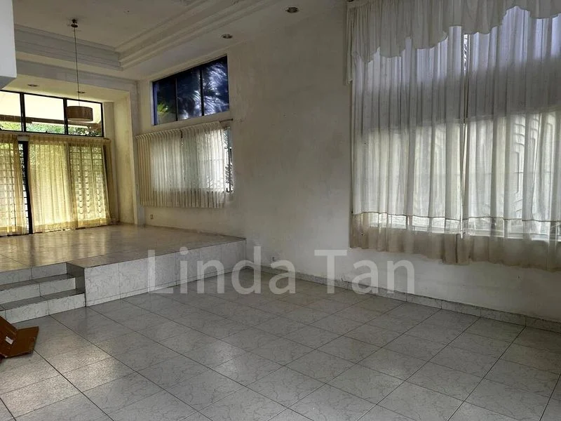 4+1 Bed Semi-Detached House (Landed) for Sale in  Jalan Anak Bukit - Image 3