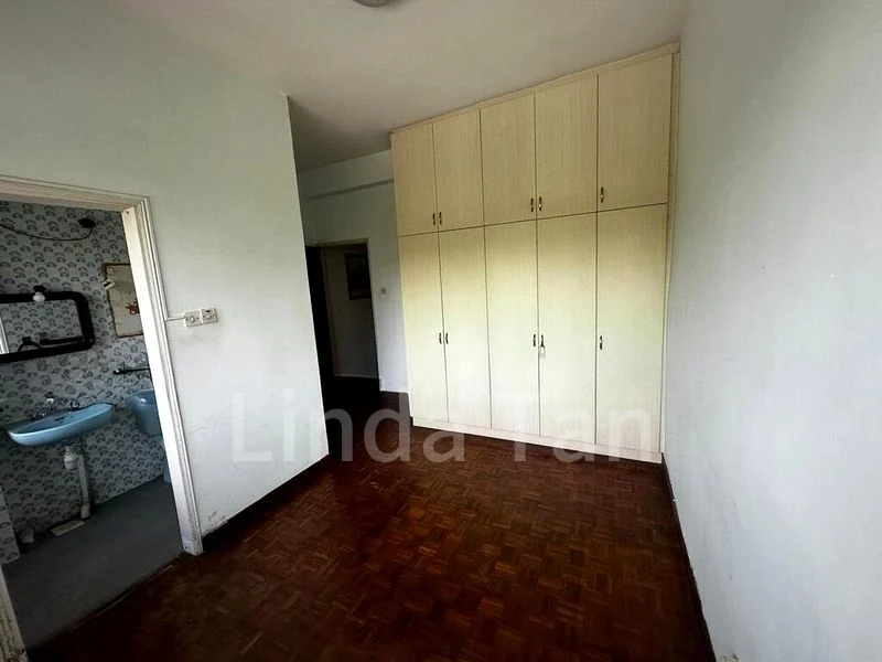 4+1 Bed Semi-Detached House (Landed) for Sale in  Jalan Anak Bukit - Image 9