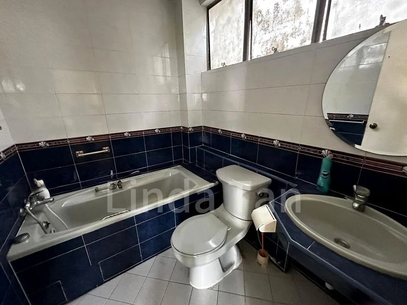4+1 Bed Semi-Detached House (Landed) for Sale in  Jalan Anak Bukit - Image 13
