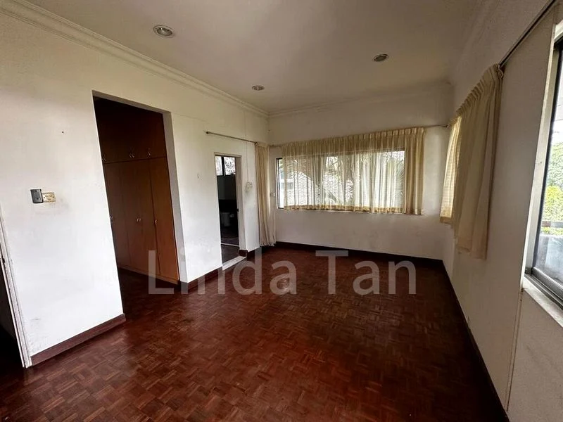 4+1 Bed Semi-Detached House (Landed) for Sale in  Jalan Anak Bukit - Image 5
