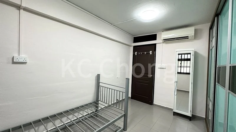 3 Room (3NG) HDB for Rent in  175 Bukit Batok West Avenue 8 - Image 11