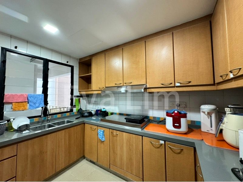 Common Room (Condo) for Rent in  Woodsvale - Image 4