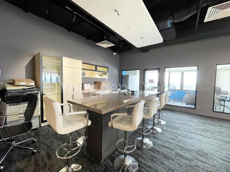 Office for Rent: SLF Building - Image 1