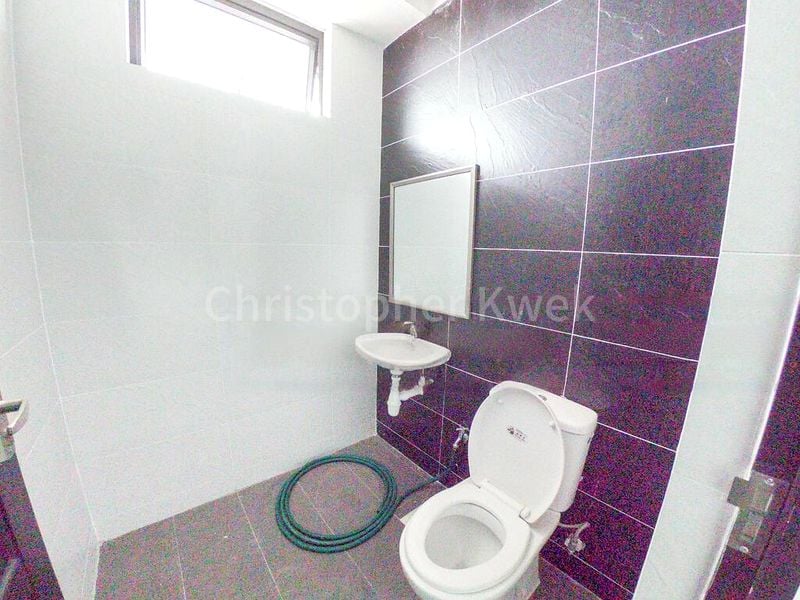 Factory / Workshop (B2) for Sale: Loyang Enterprise Building - Image 6