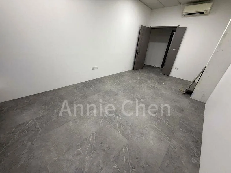 Light Industrial (B1) for Rent: Sindo Industrial Building - Image 4