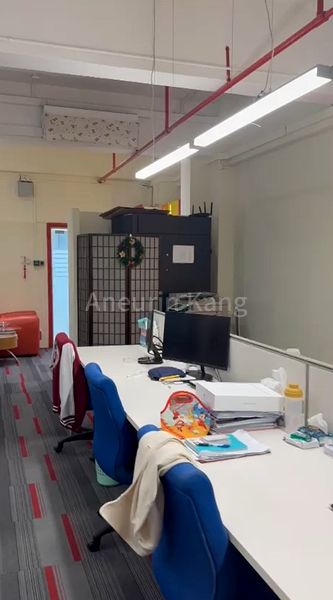 Light Industrial (B1) for Rent in  Thye Hong Centre - Image 12