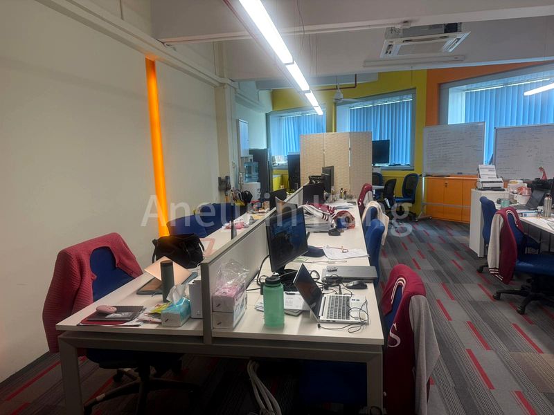 Light Industrial (B1) for Rent in  Thye Hong Centre - Image 16