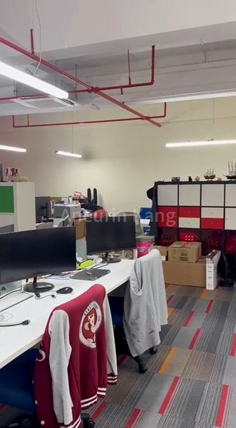 Light Industrial (B1) for Rent in  Thye Hong Centre - Image 1