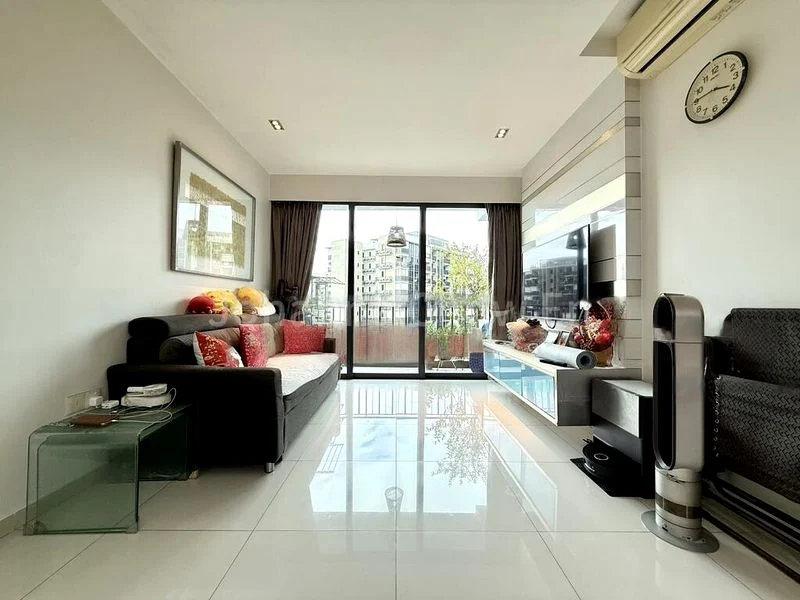 2 Bed Executive Condo for Rent in Esparina Residences - Image 1