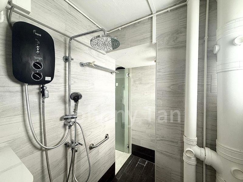 Master Room (HDB) for Rent in 37 Chai Chee Avenue - Image 10