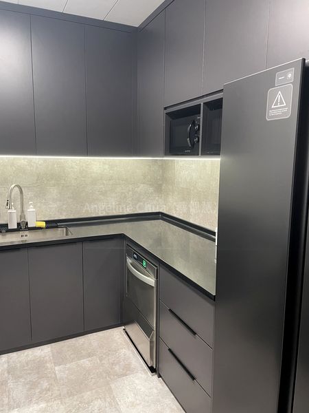 Office for Rent in  Gateway East - Image 7