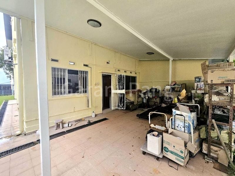 4 Bed Semi-Detached House (Landed) for Rent in  Eng Kong Park - Image 10