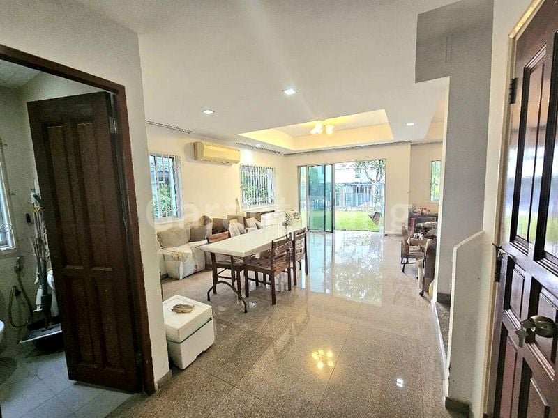 4 Bed Semi-Detached House (Landed) for Rent in  Eng Kong Park - Image 12