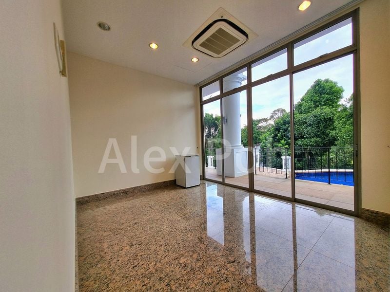 6 Bed Bungalow (Landed) for Rent in Villas Holland - Image 10